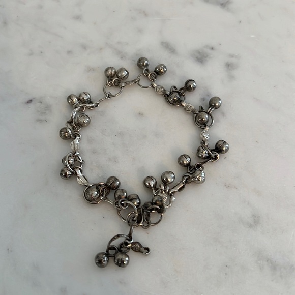 Boutique Vintage Charm Bracelet - Picture 8 of 8